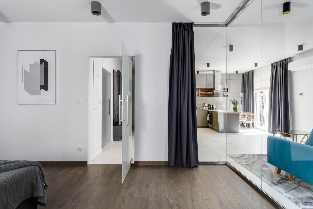 El Apartments - Lupus Poznan Bagian luar foto